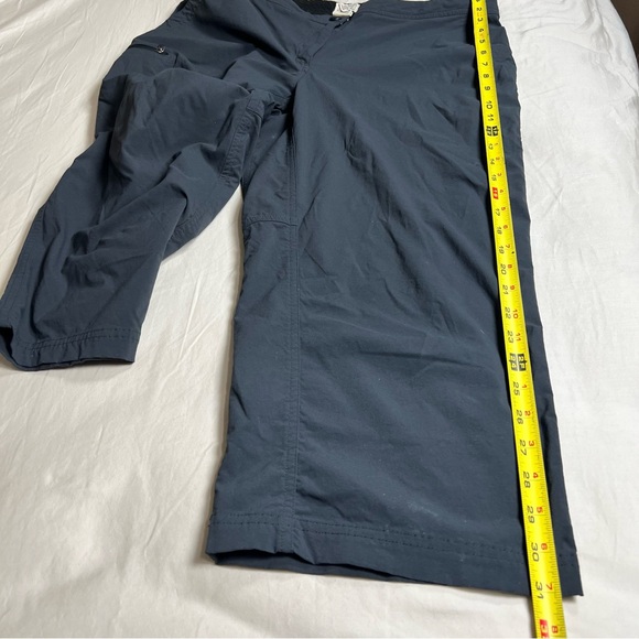 LL Bean Capri Soft Shell Pants - Picture 11 of 12